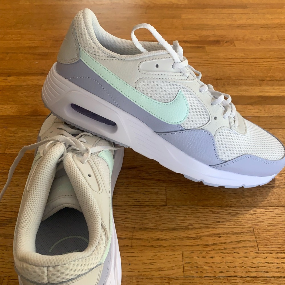 Nike Sneakers Brand new